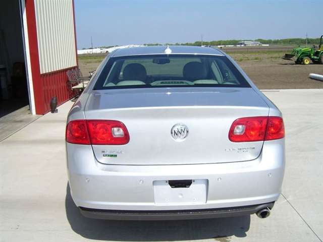 Buick Lucerne 2011 photo 6